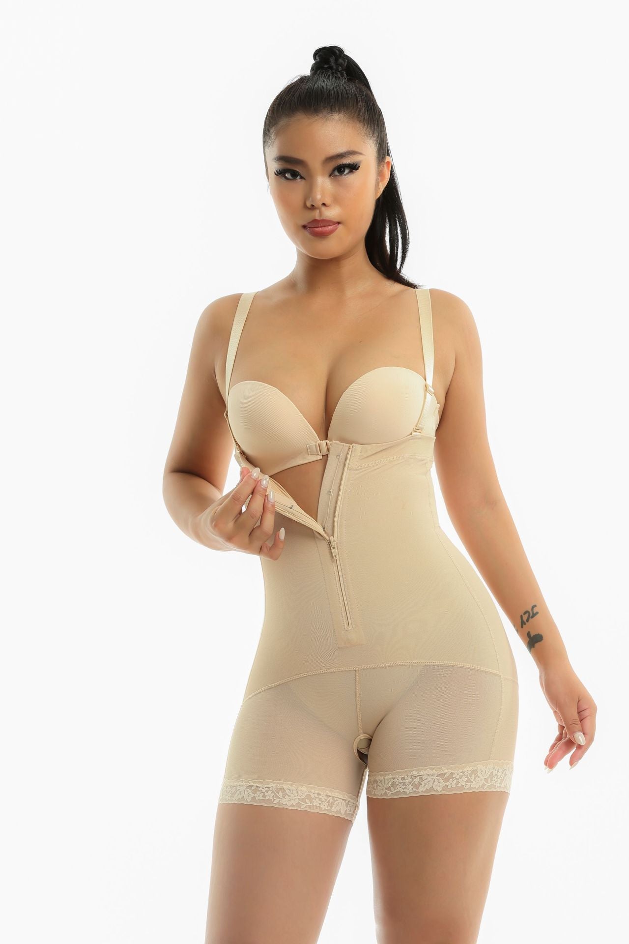 Large size detachable shoulder strap high waist and hip lifting integrated shapewear