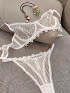 French Style Lingerie Sexy Ultra-Thin Mesh Lace Bra Large Bust Minimizing Plus Size Erotic Lingerie Set