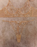 Sexy New Underwear Ultra-Thin See-Through Lace Sexy Underwear Big Chest Makes You Look Smaller Embroidery Set